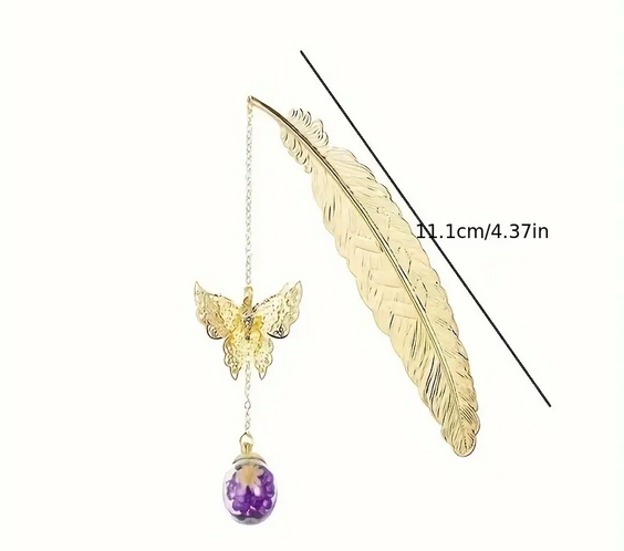 Златен книгоразделител с пеперуда