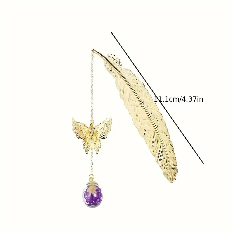 Златен книгоразделител с пеперуда