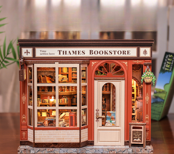 Книжарницата на Темза 🌫️