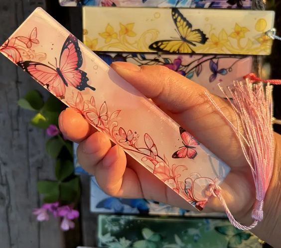 Книгоразделител, който пази пътя към твоето въображение 📖