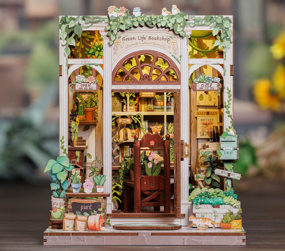 Green Life Bookstore